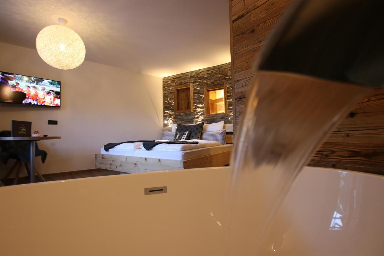 Hotel Sonnberg Saalbach-Hinterglemm Exteriör bild