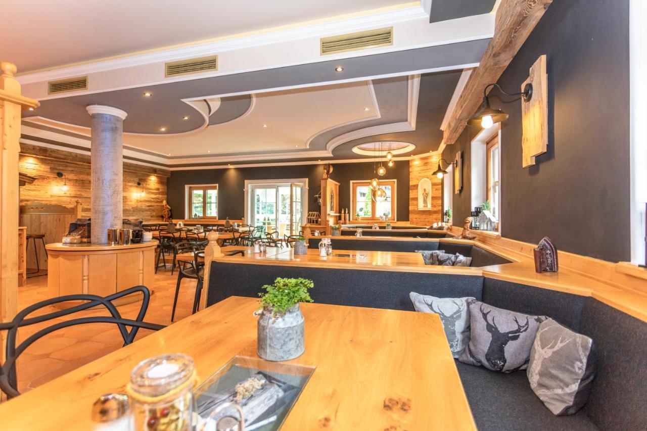 Hotel Sonnberg Saalbach-Hinterglemm Exteriör bild