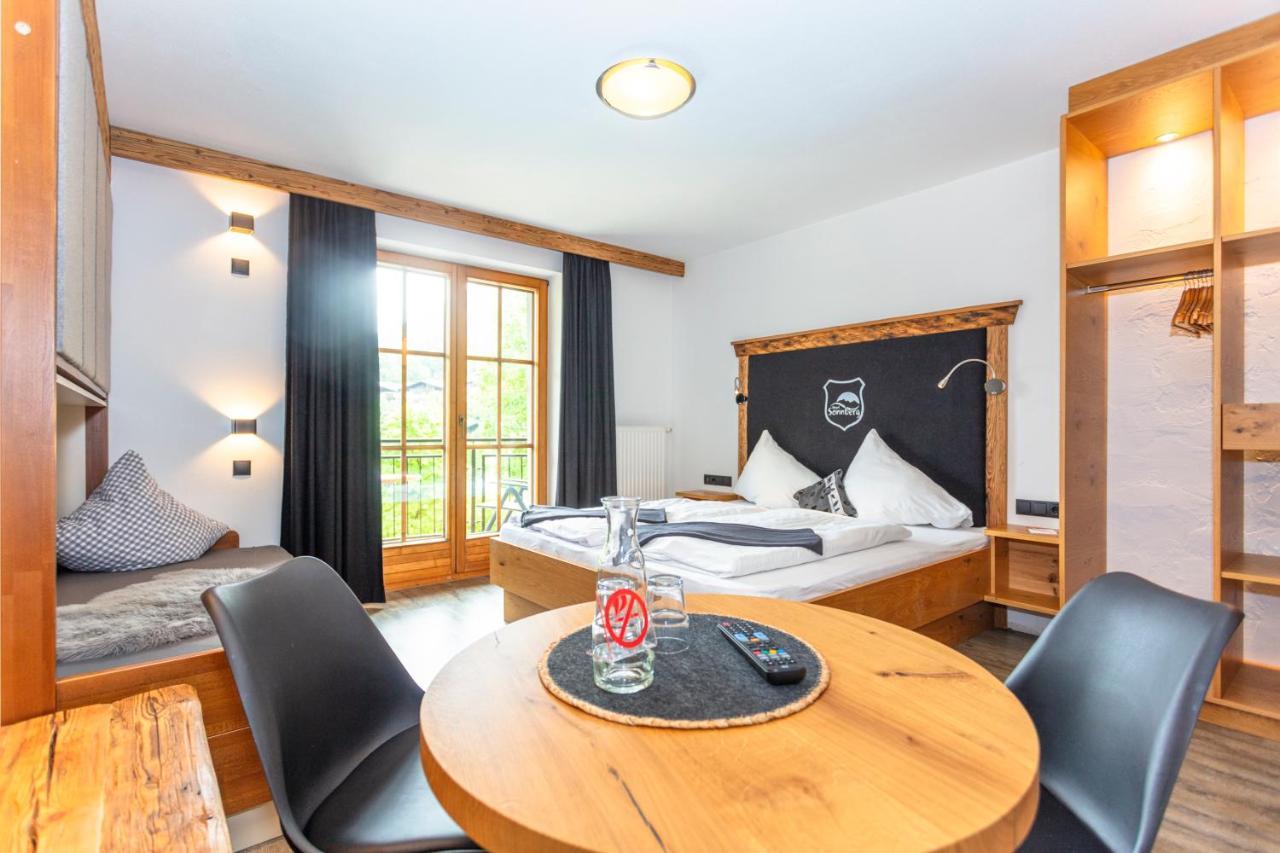 Hotel Sonnberg Saalbach-Hinterglemm Rum bild