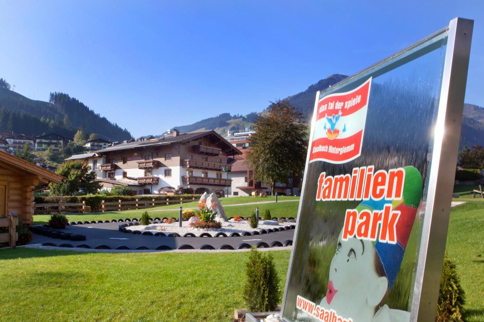 Hotel Sonnberg Saalbach-Hinterglemm Exteriör bild