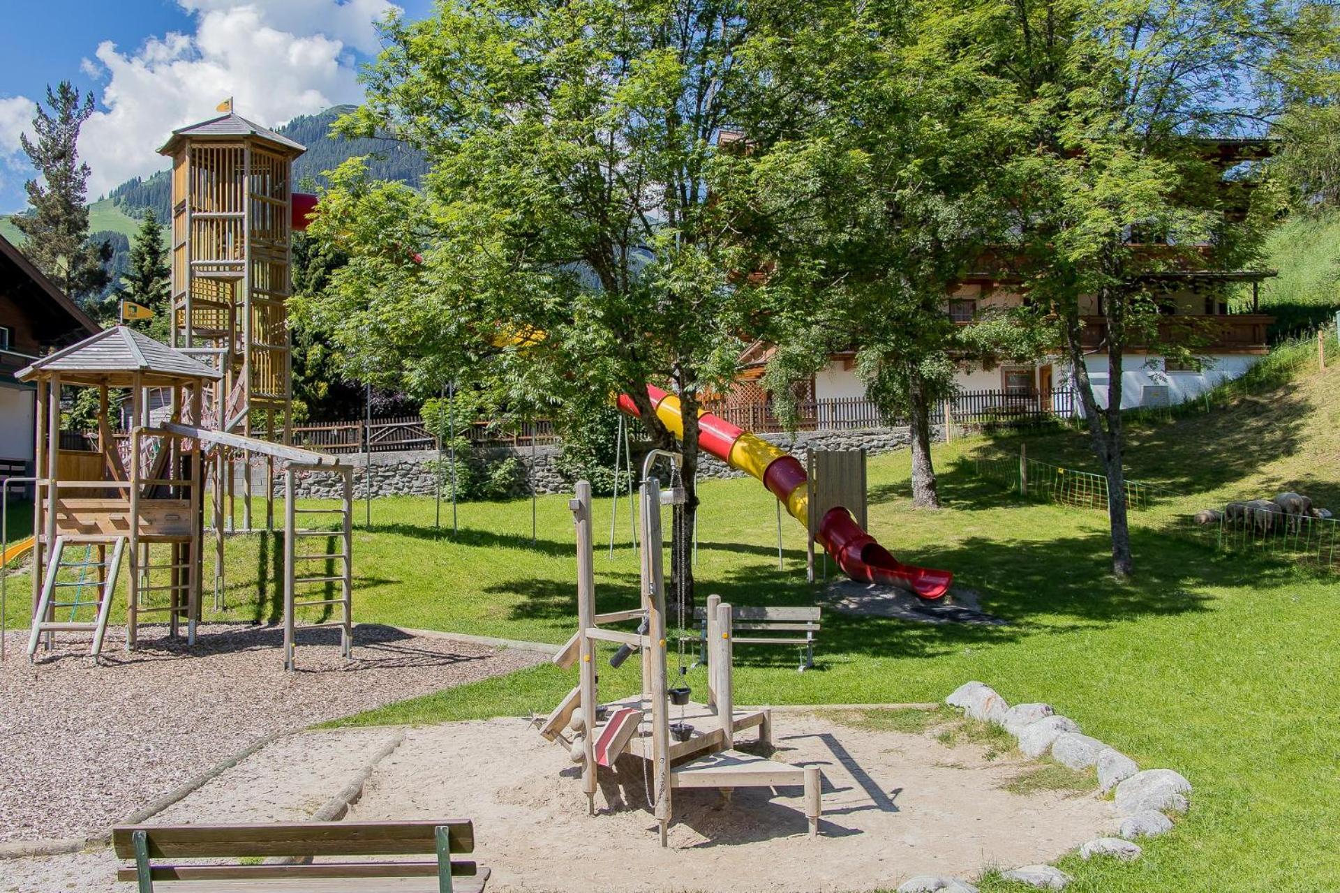 Hotel Sonnberg Saalbach-Hinterglemm Exteriör bild